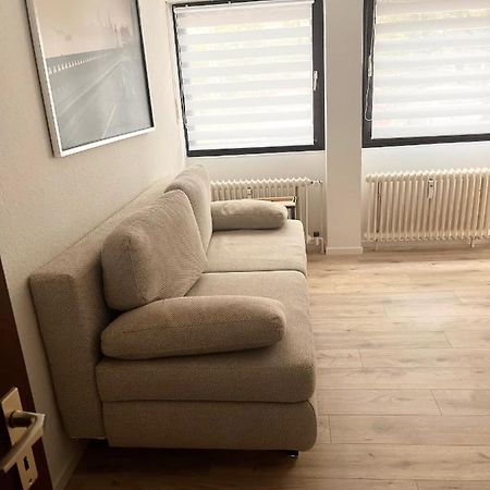 Gemuetliches Zentrales Apartment 2 Min Bis Du Hbf Duisburg Exterior foto