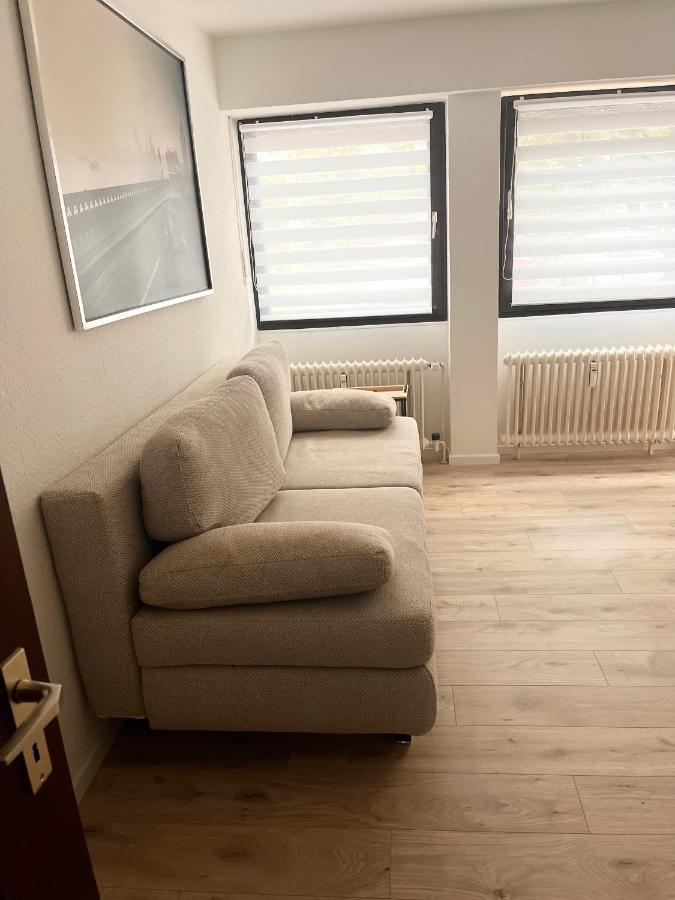 Gemuetliches Zentrales Apartment 2 Min Bis Du Hbf Duisburg Exterior foto